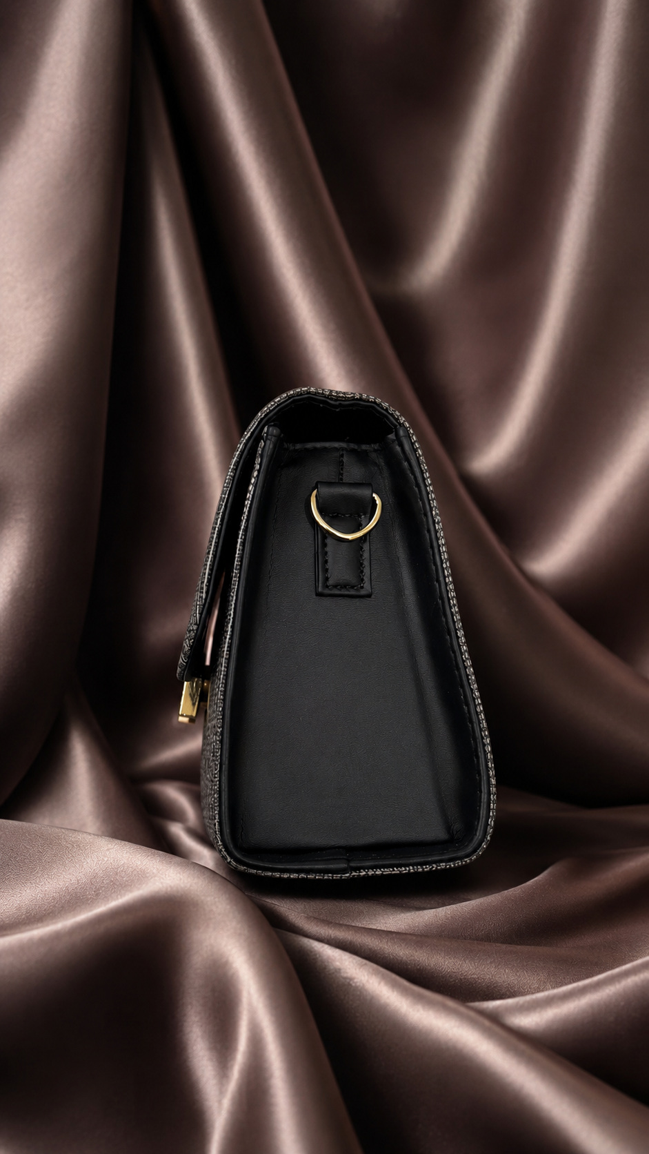 Women’s Elegant Structured Handbag