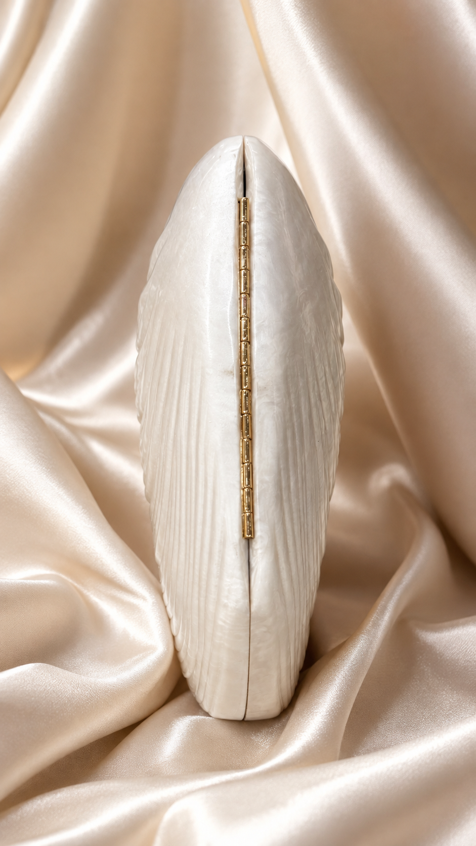 Women's Pearl Clutch Bag