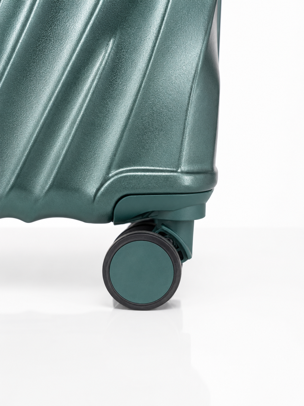 Wave Premium Luggage Set