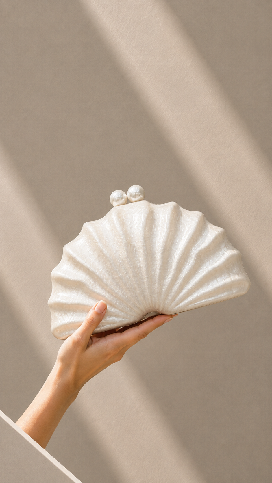 Women's Pearl Clutch Bag