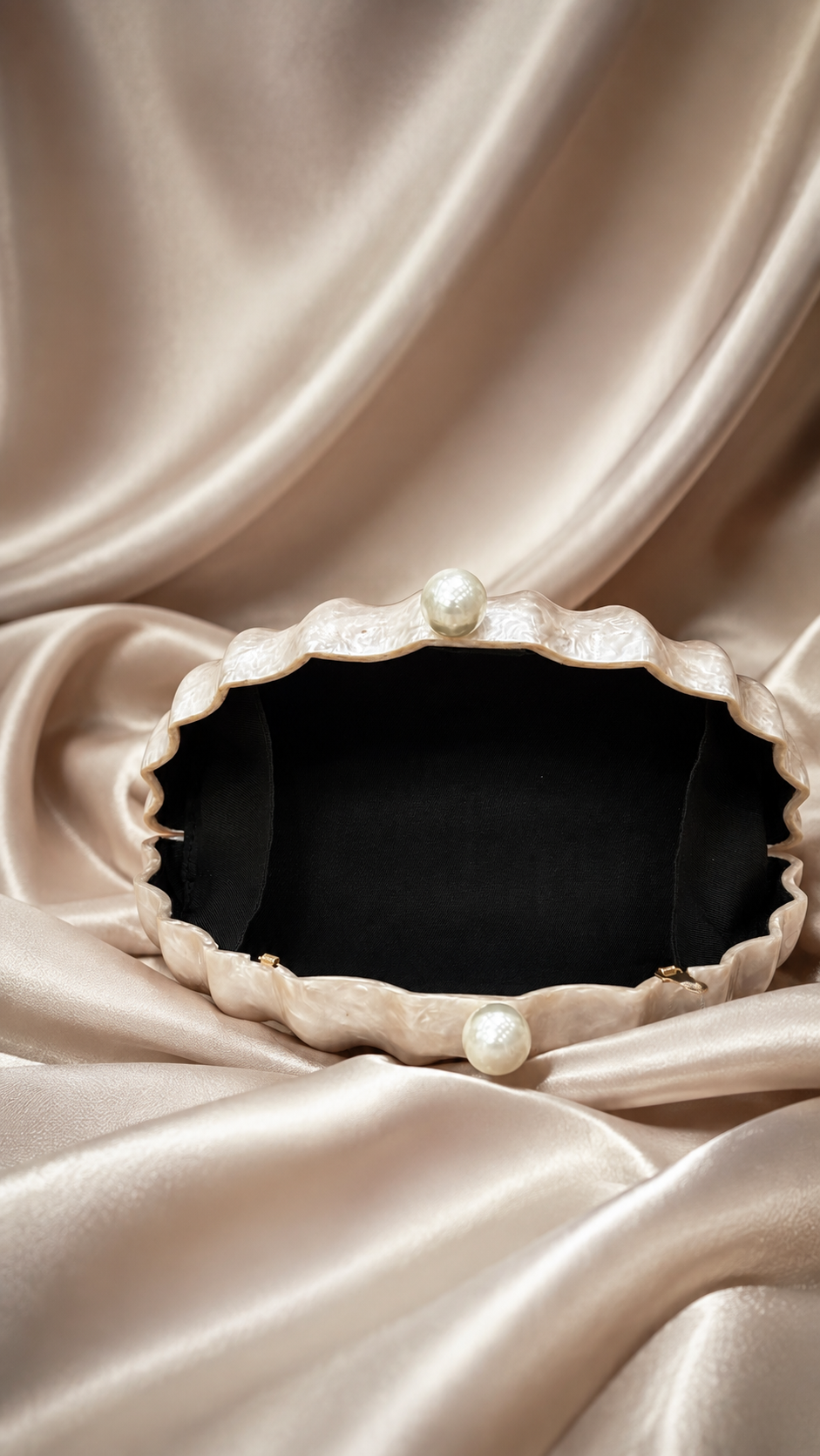 Women's Pearl Clutch Bag